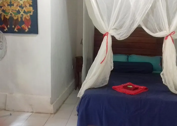 ゲストハウス Shalana Homestay- Formerly Teka Teki House *