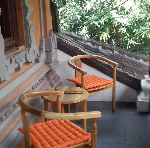 Shalana Homestay- Formerly Teka Teki House